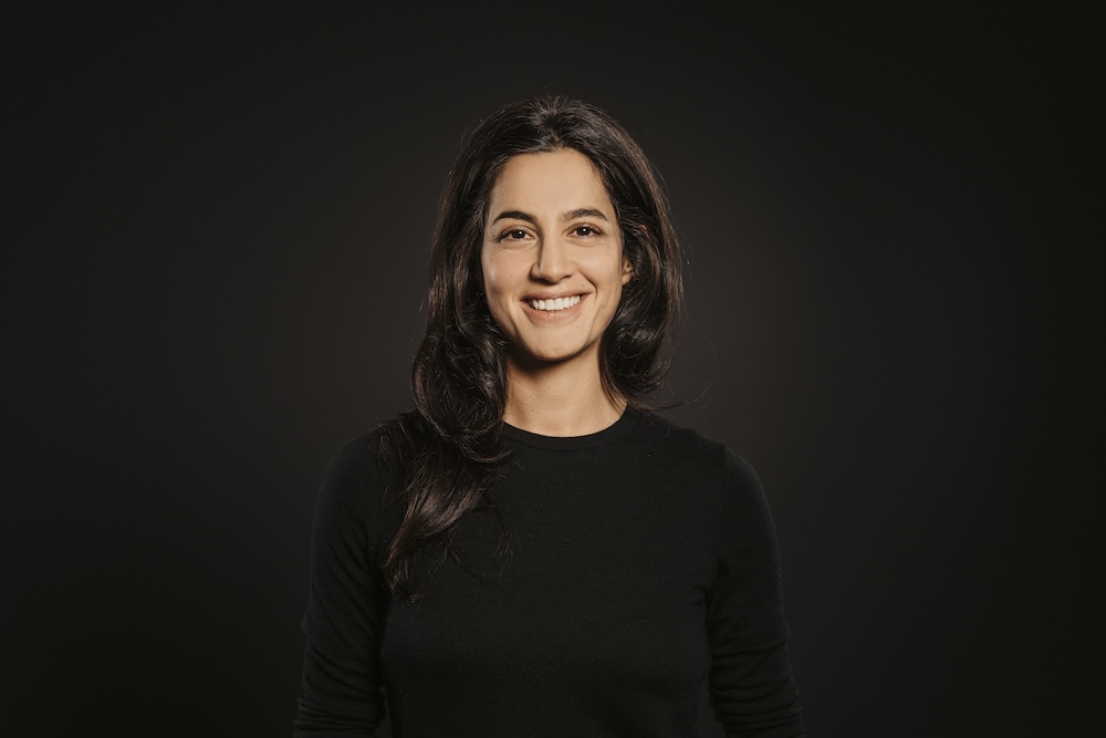 zahnarzt-koeln-lindenthal-sara-parastar